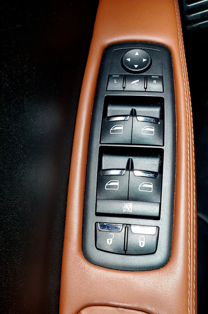 Maserati Ghibli SQ4 4x4 3.0 БЕНЗИН * КАСКО* , снимка 12 - Автомобили и джипове - 52579610