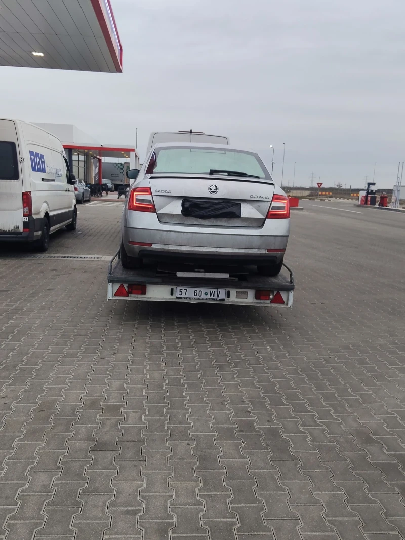 Skoda Octavia, снимка 11 - Автомобили и джипове - 53035812
