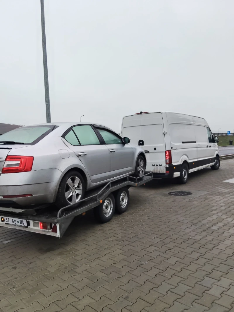 Skoda Octavia, снимка 8 - Автомобили и джипове - 53035812