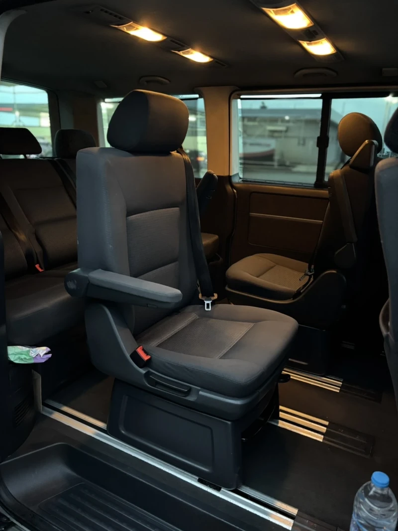 VW Multivan, снимка 7 - Автомобили и джипове - 53386422