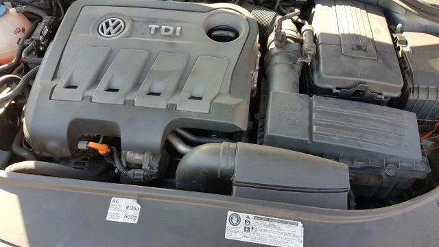 VW Passat 2,0TDI CFFA, снимка 8 - Автомобили и джипове - 42072374