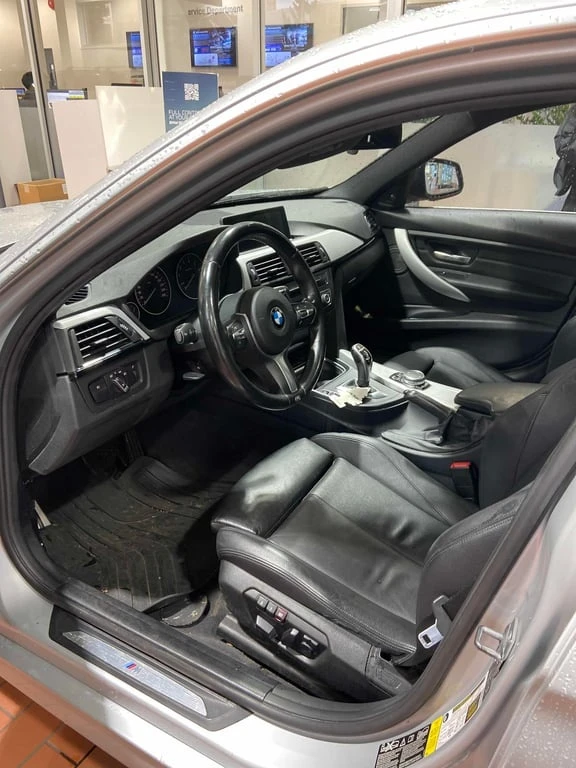 BMW 335 * xDrive * CARFAX *    | Mobile.bg   5