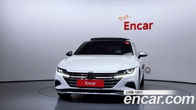 VW Arteon, снимка 3 - Автомобили и джипове - 54105843
