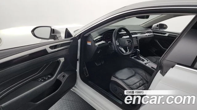 VW Arteon, снимка 10 - Автомобили и джипове - 54105843