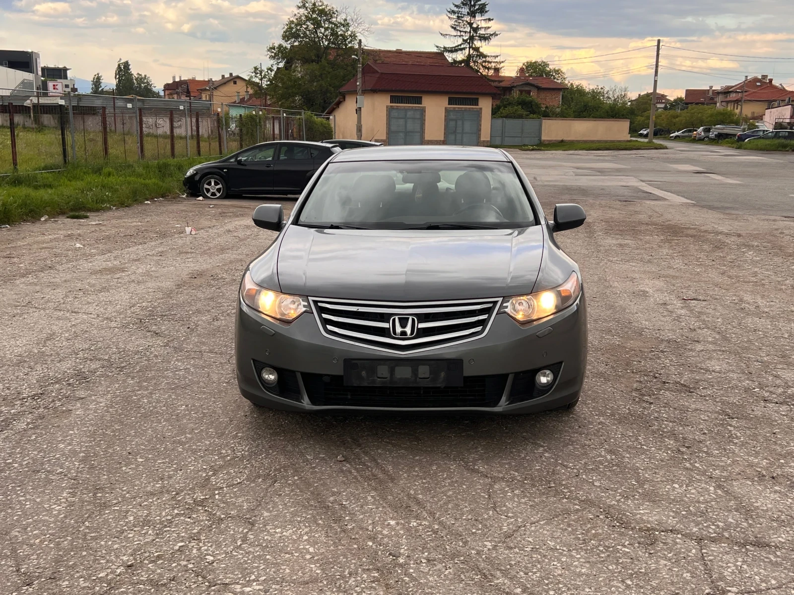 Honda Accord 2.2 дизел - изображение 2