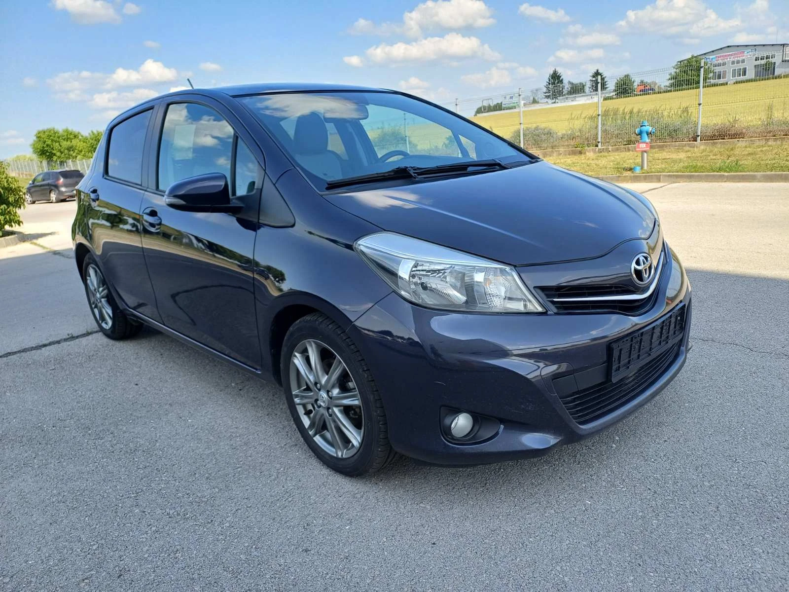 Toyota Yaris 1.4 D4D 6sk  Панорама/Камера - изображение 3