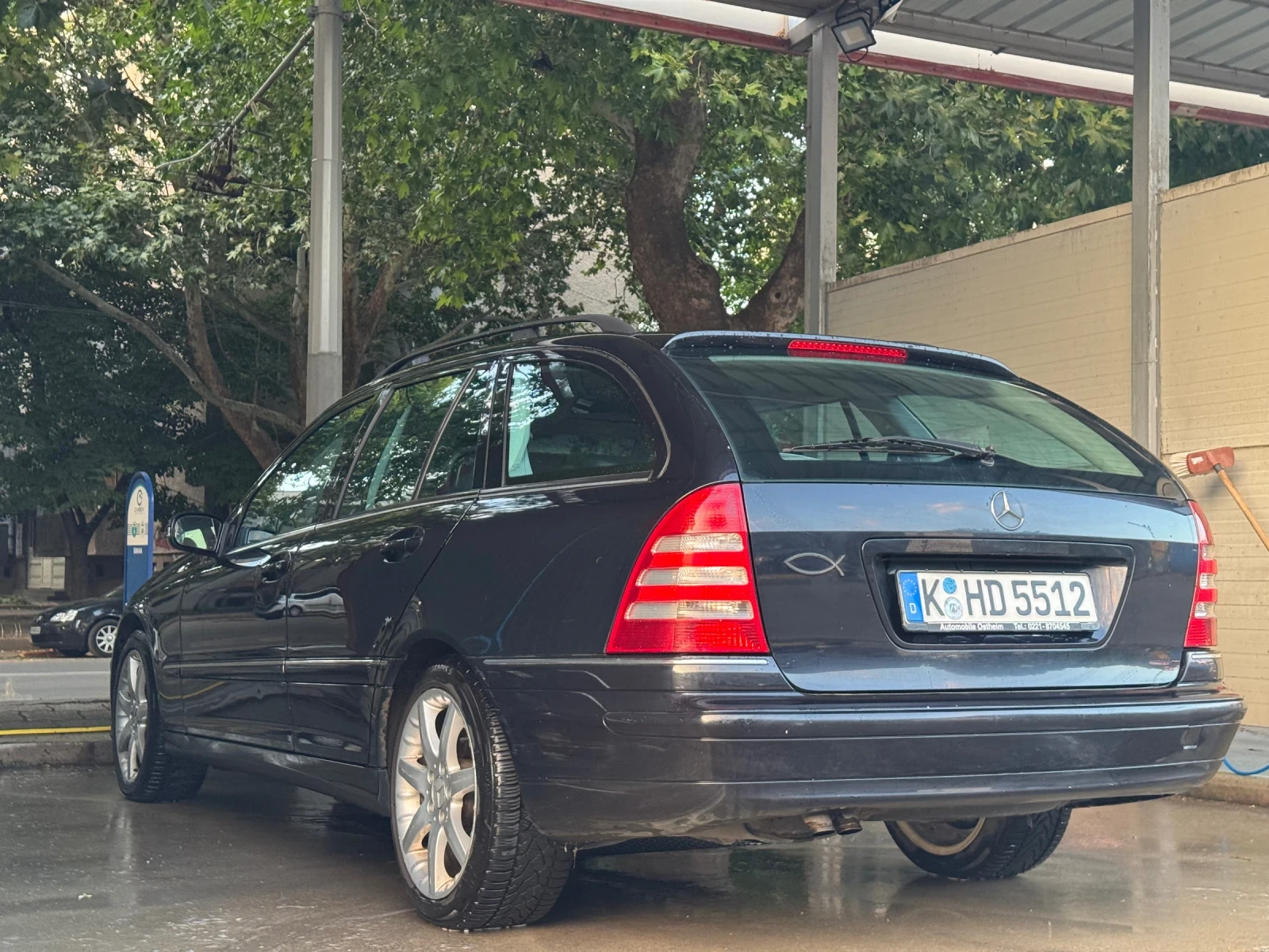 Mercedes-Benz C 200  - изображение 2