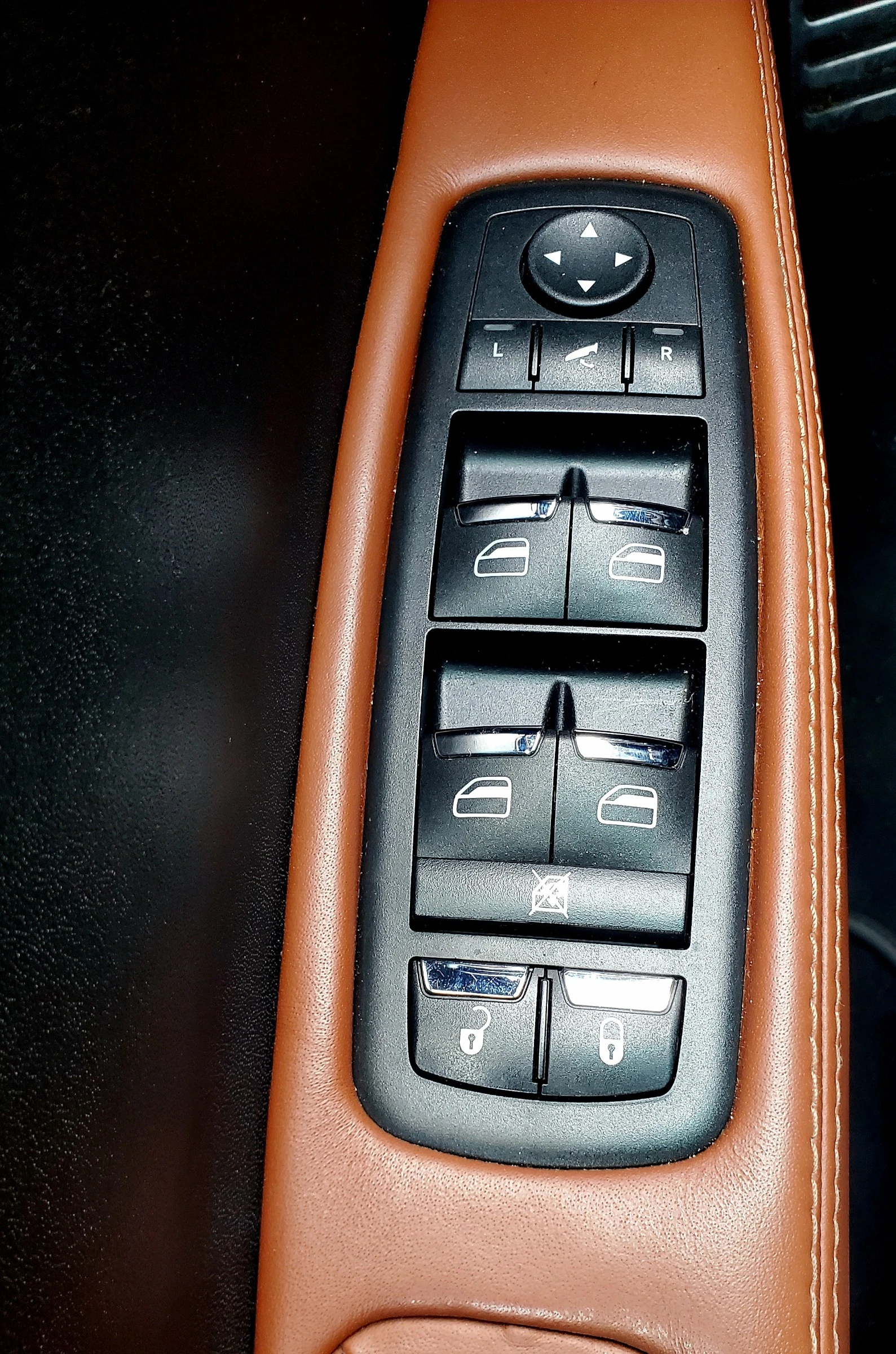 Maserati Ghibli SQ4 4x4 3.0  * *  | Mobile.bg   12