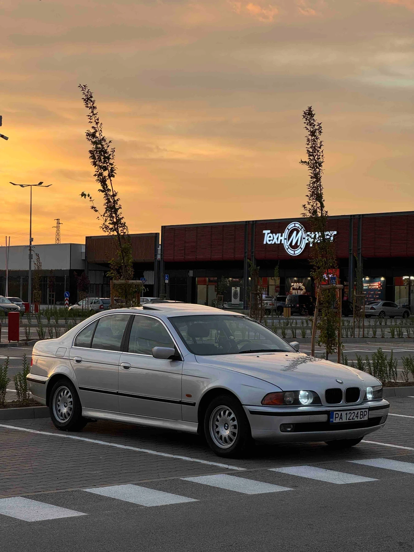 BMW 520  - изображение 2