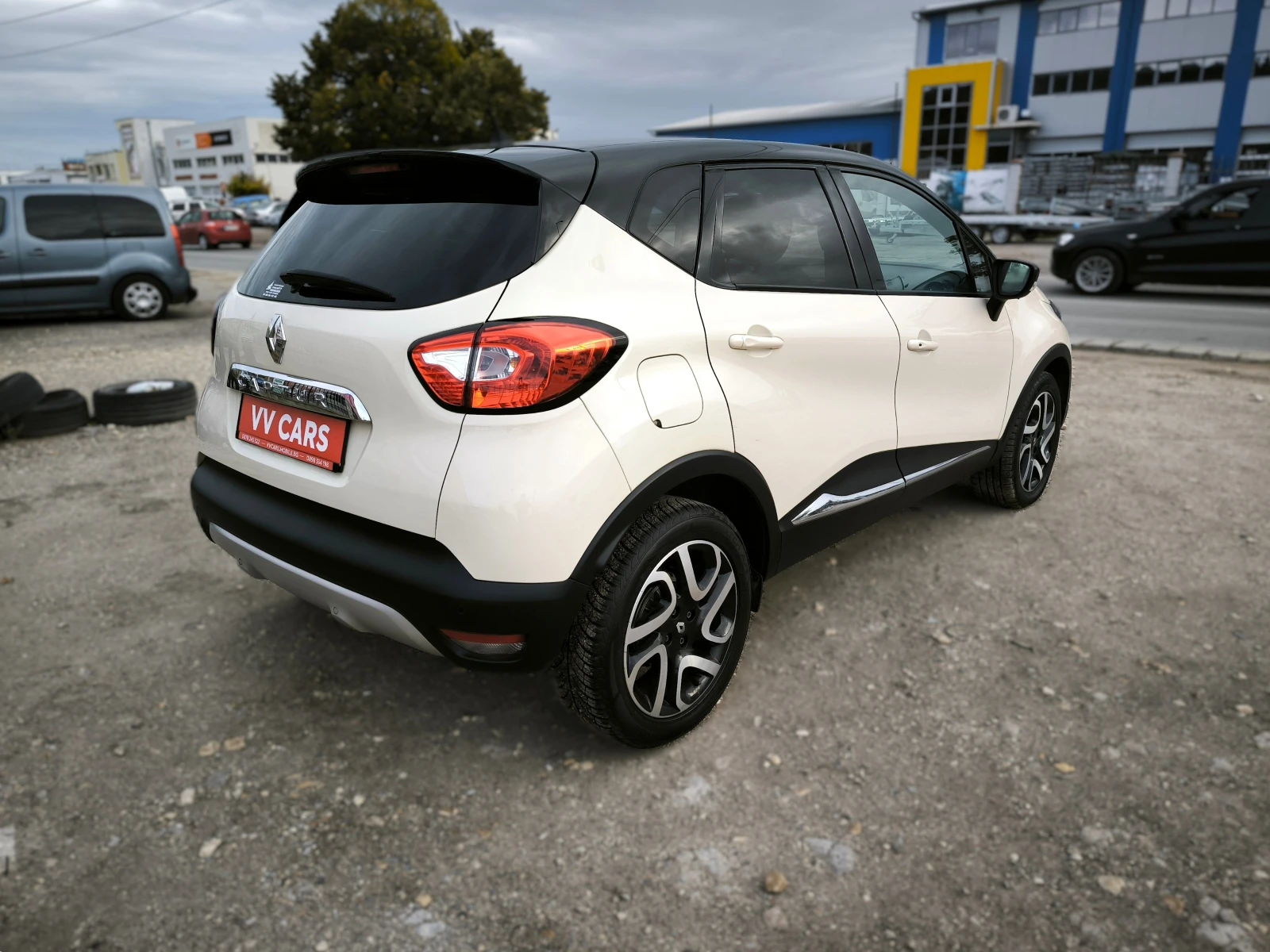 Renault Captur 1.2tce AUTOMATIC EURO6 KEYLESS LED - изображение 3