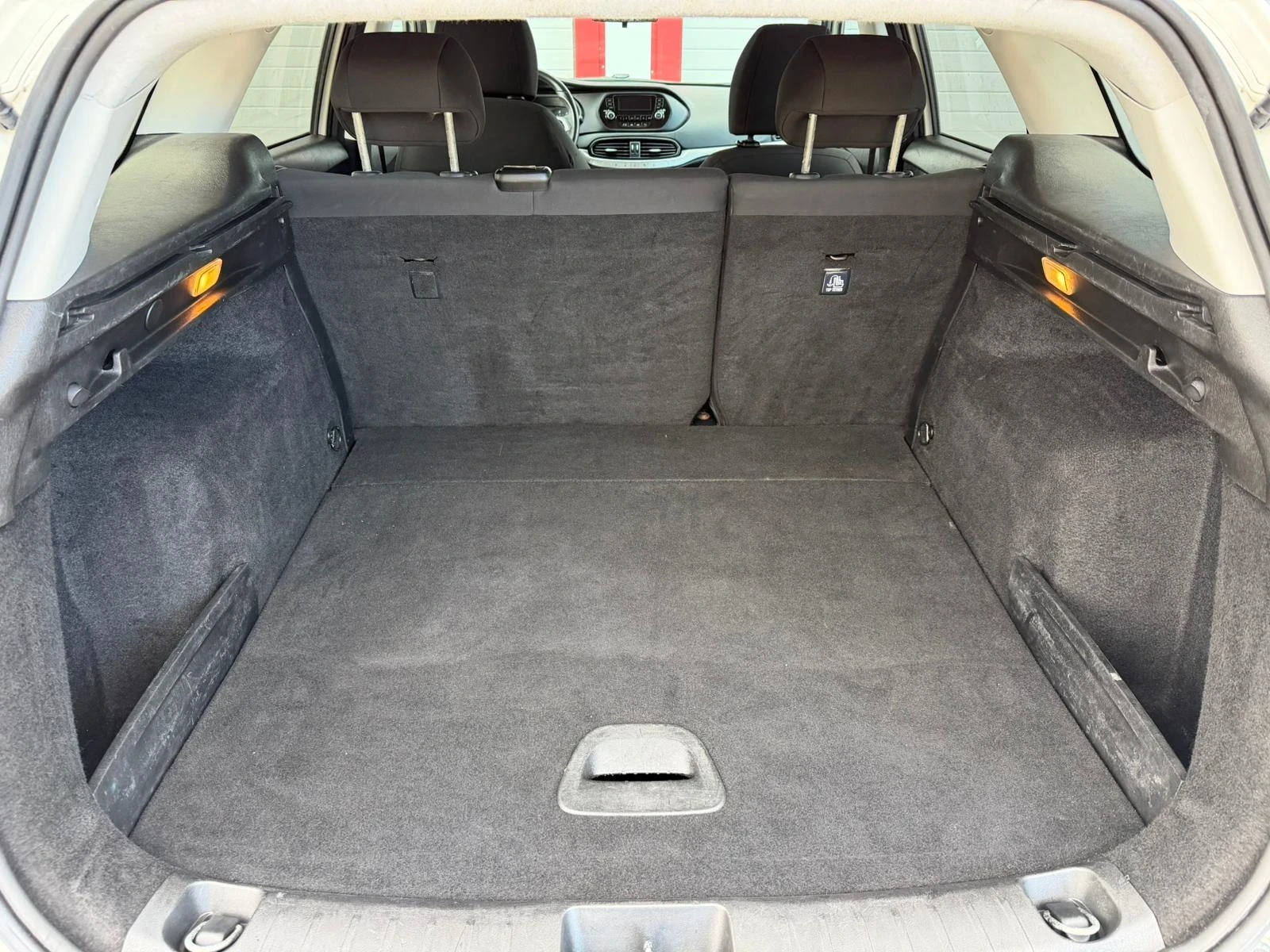 Fiat Tipo 1.3MULTI JET KLIMATIK EVRO 6D ЛИЗИНГ!!! - изображение 10