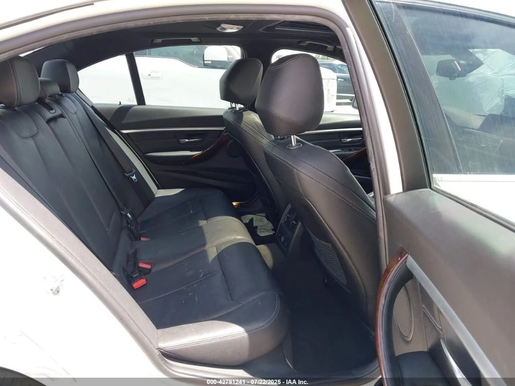 BMW 330 * CARFAX *    | Mobile.bg   8