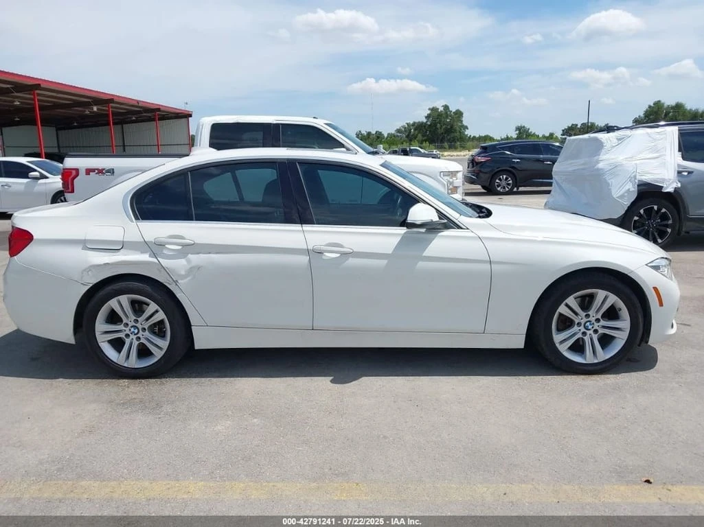 BMW 330 * CARFAX *    | Mobile.bg   13