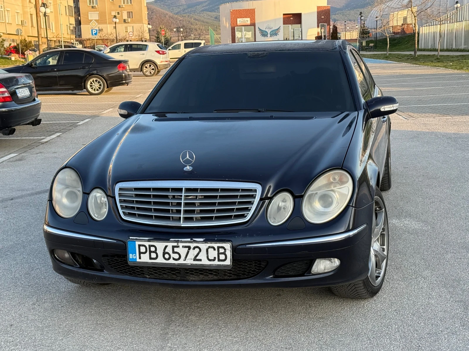 Mercedes-Benz E 220  - изображение 5