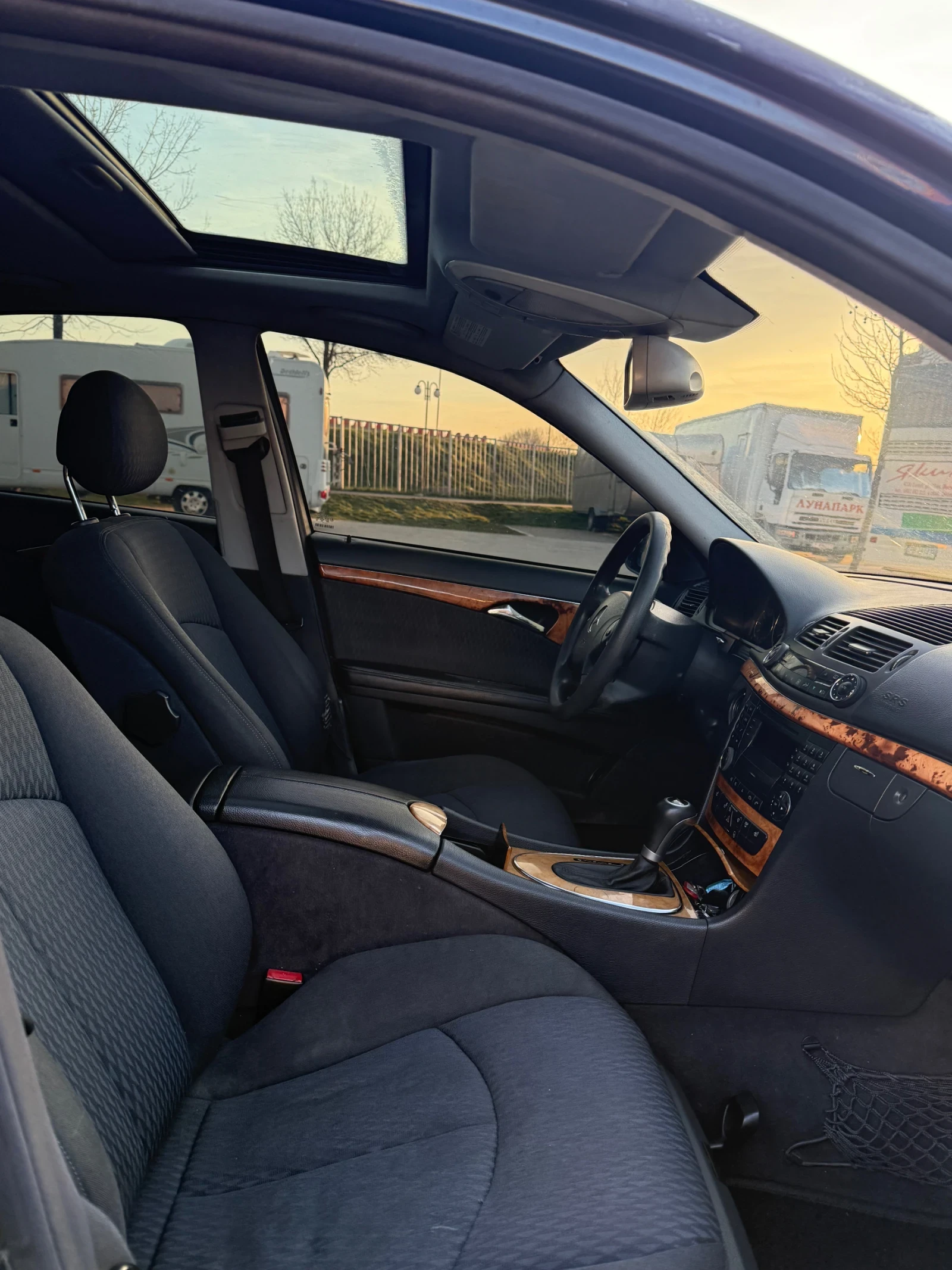 Mercedes-Benz E 220  - изображение 10