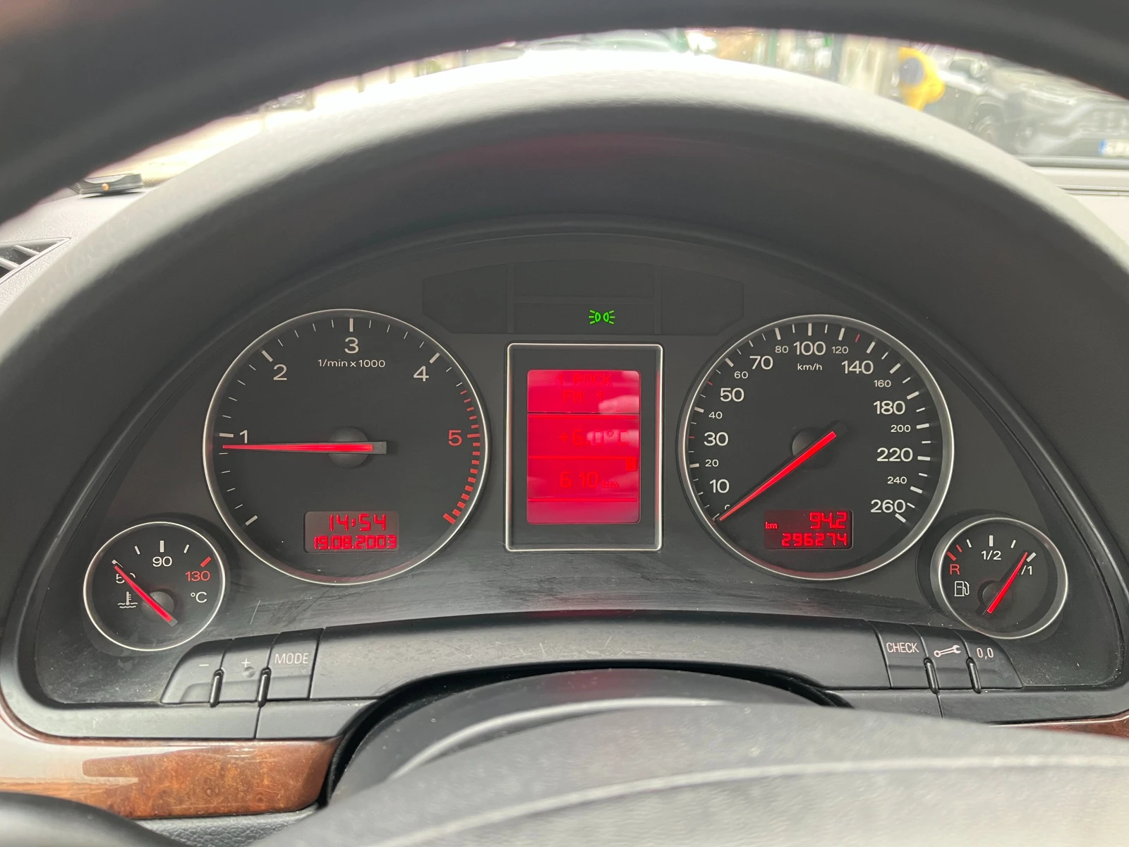 Audi A4 Avant, снимка 15 - Автомобили и джипове - 53940902