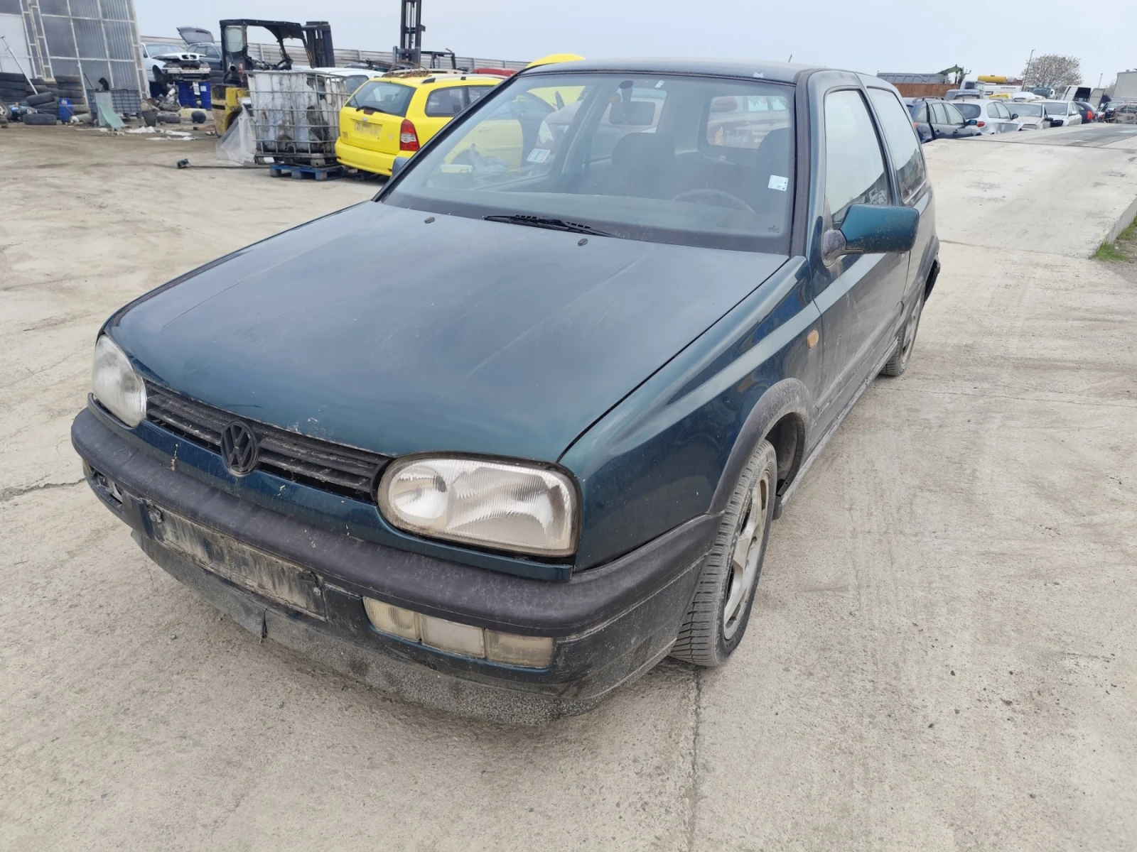 VW Golf 2.0, снимка 2 - Автомобили и джипове - 54214386