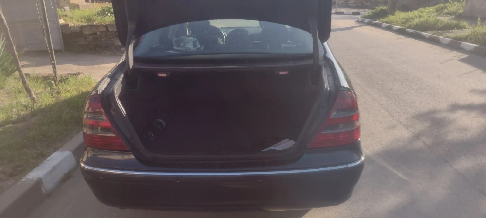 Mercedes-Benz 220, снимка 7 - Автомобили и джипове - 54383524
