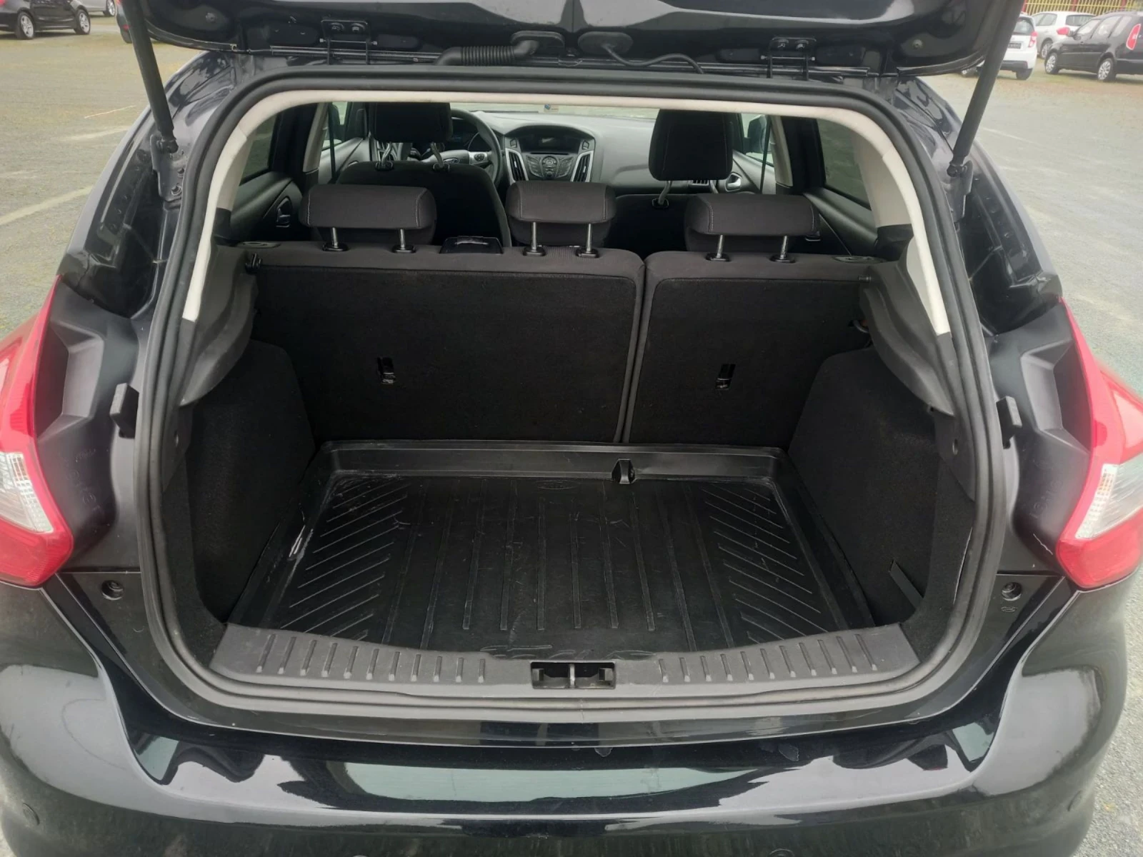 Ford Focus 1.6, снимка 11 - Автомобили и джипове - 54479174