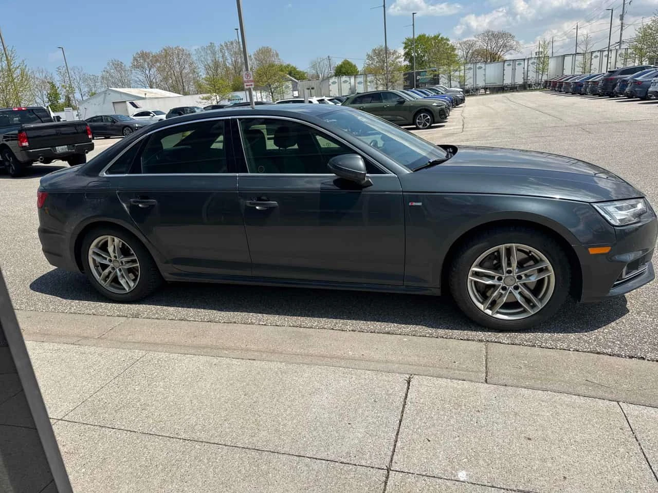 Audi A4 * FULL S LINE* ДИСТРОНИК* 360 КАМЕРА* ОДБУХВАНЕ* , снимка 4 - Автомобили и джипове - 54663637