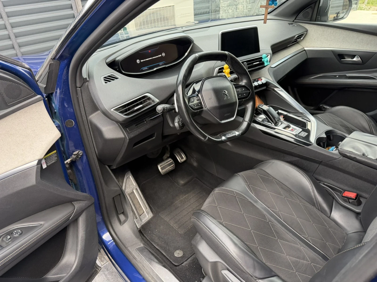 Peugeot 3008 GT LINE, снимка 7 - Автомобили и джипове - 54810633