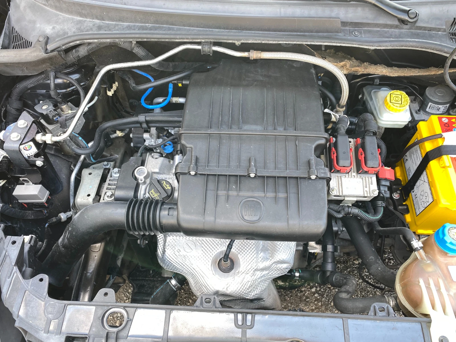 Fiat Punto Evo 1.4i Natural Power 154x.км---КТЕО---, снимка 15 - Автомобили и джипове - 55100393