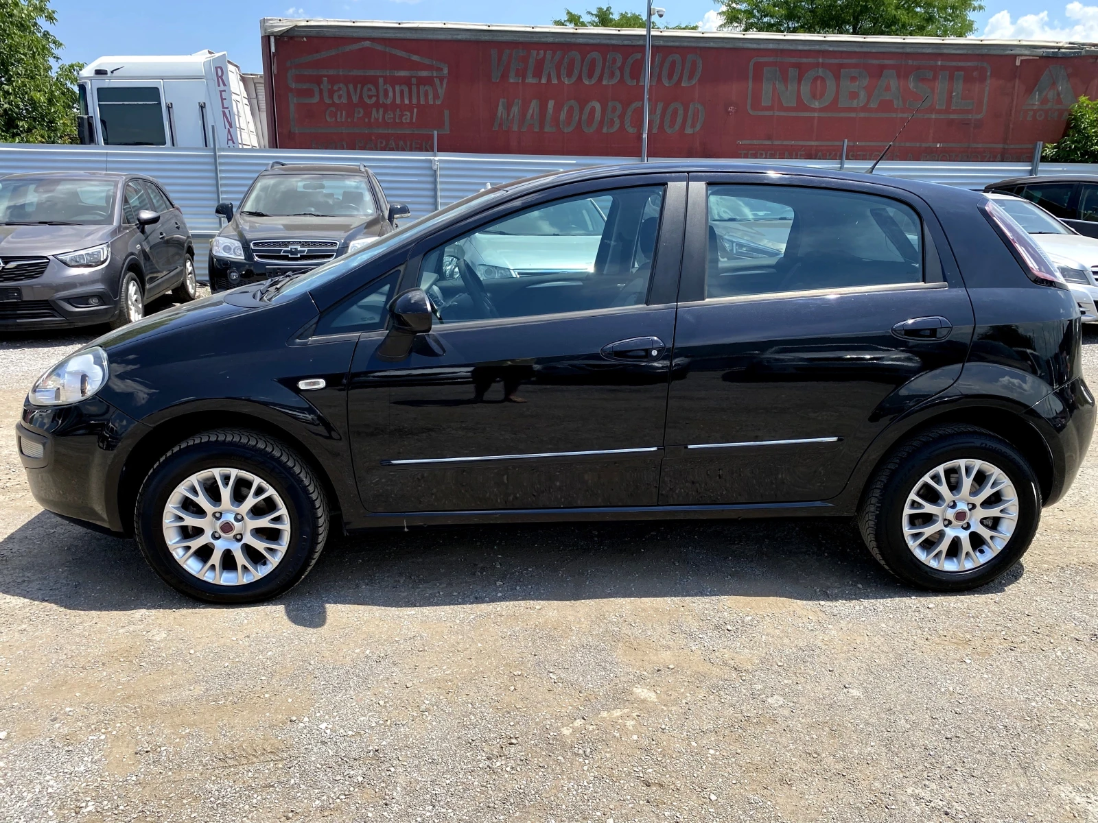 Fiat Punto Evo 1.4i Natural Power 154x.км---КТЕО---, снимка 2 - Автомобили и джипове - 55100393
