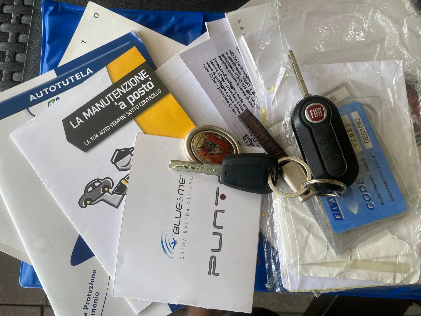 Fiat Punto Evo 1.4i Natural Power 154x.км---КТЕО---, снимка 13 - Автомобили и джипове - 55100393