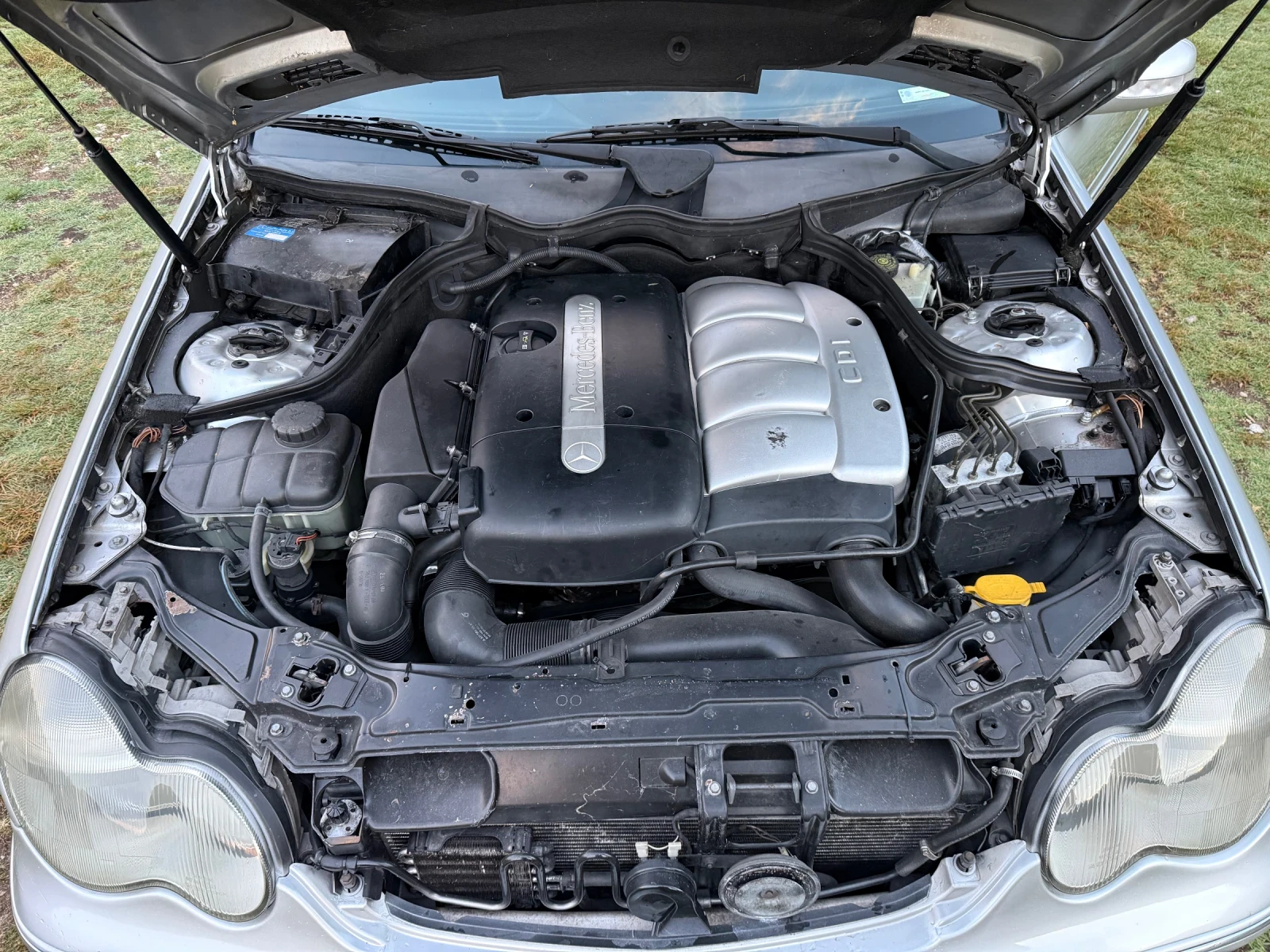 Mercedes-Benz C 220 CDI, снимка 16 - Автомобили и джипове - 55253404
