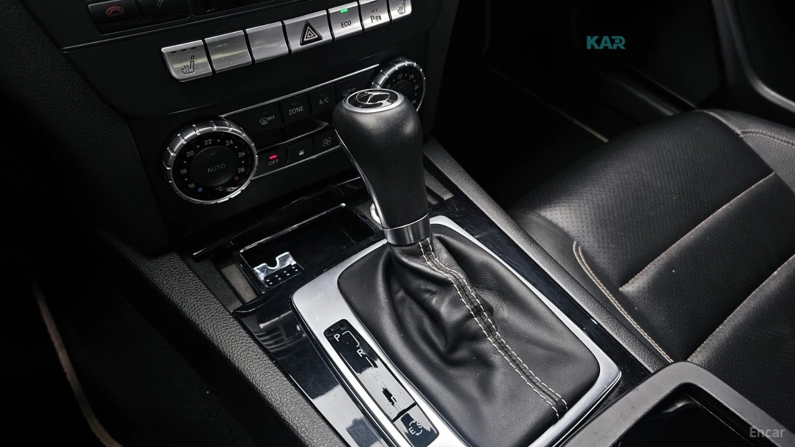 Mercedes-Benz C 220 CDI COUPE* КОЖА* ПАНО* КАМЕРА, снимка 7 - Автомобили и джипове - 55303883