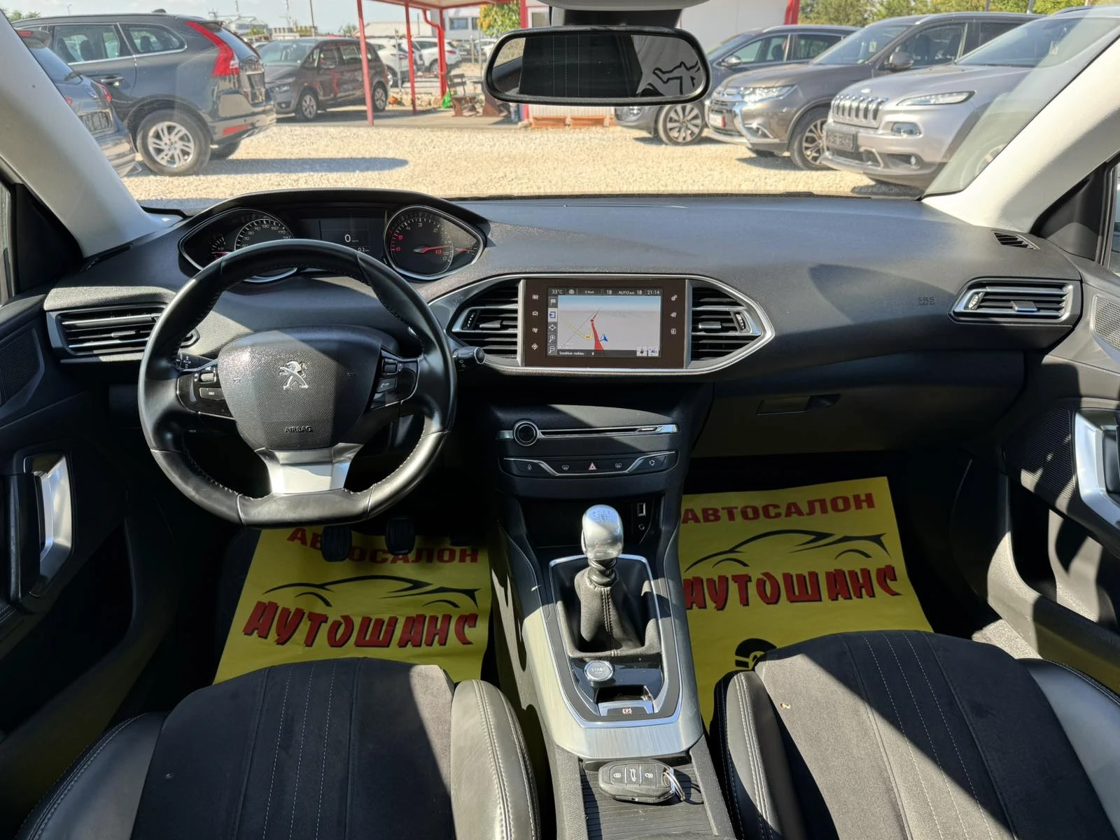 Peugeot 308 1.6 BLUE HDI ALLURE, снимка 9 - Автомобили и джипове - 55681495