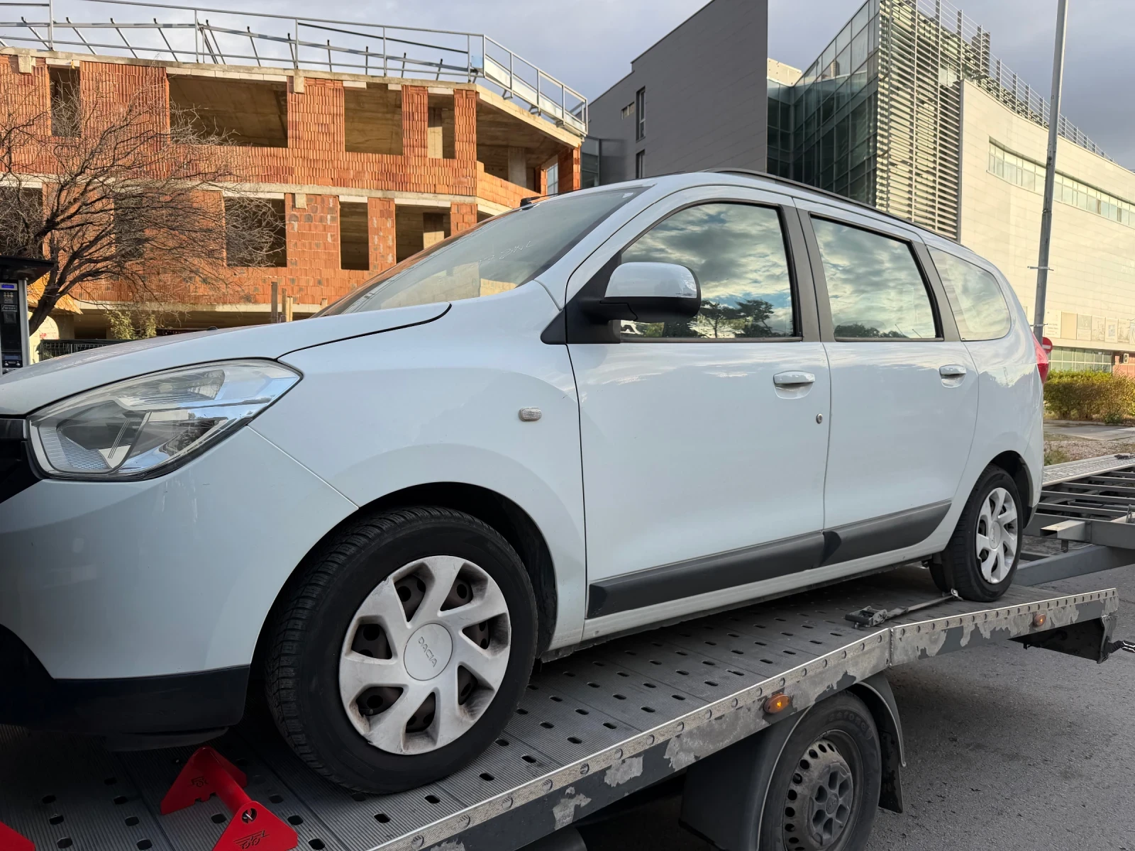Dacia Lodgy LPG | Navi | Laureate | Mobile.bg � ����������� 14