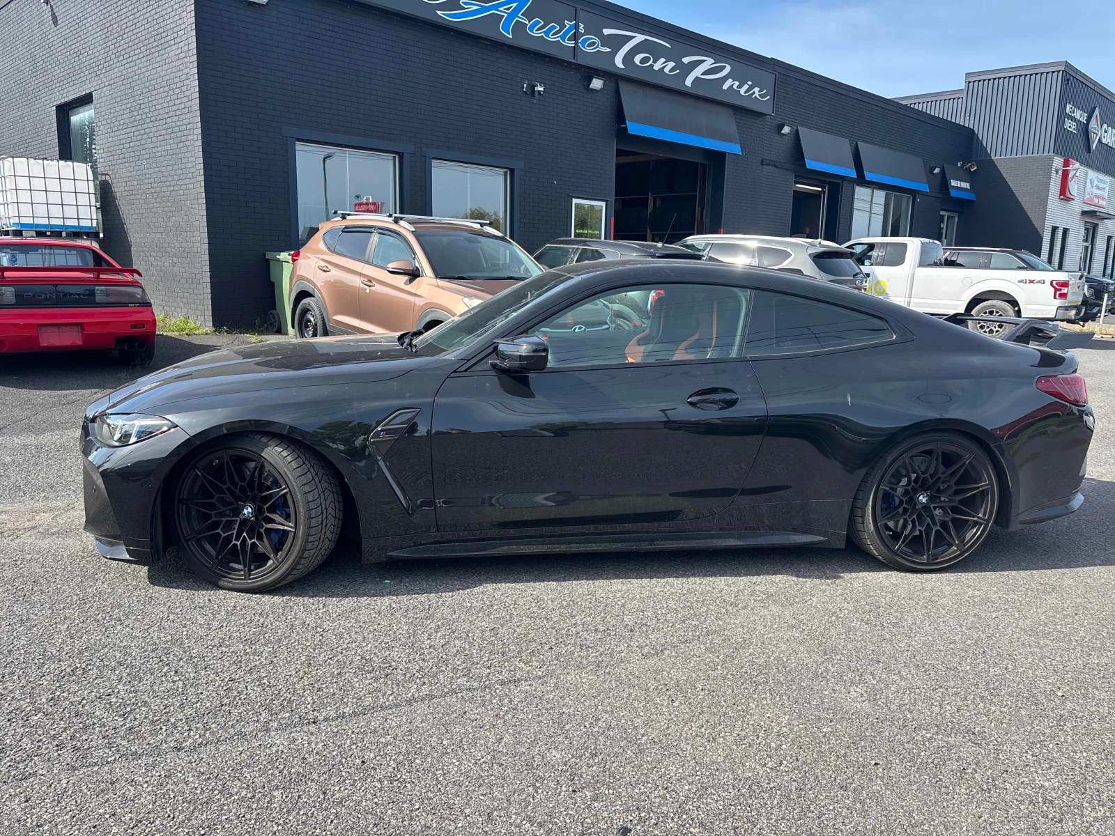 BMW M4 Competition xDrive | CARFAX | БЕЗ ИНЦИДЕНТИ, снимка 3 - Автомобили и джипове - 56091742