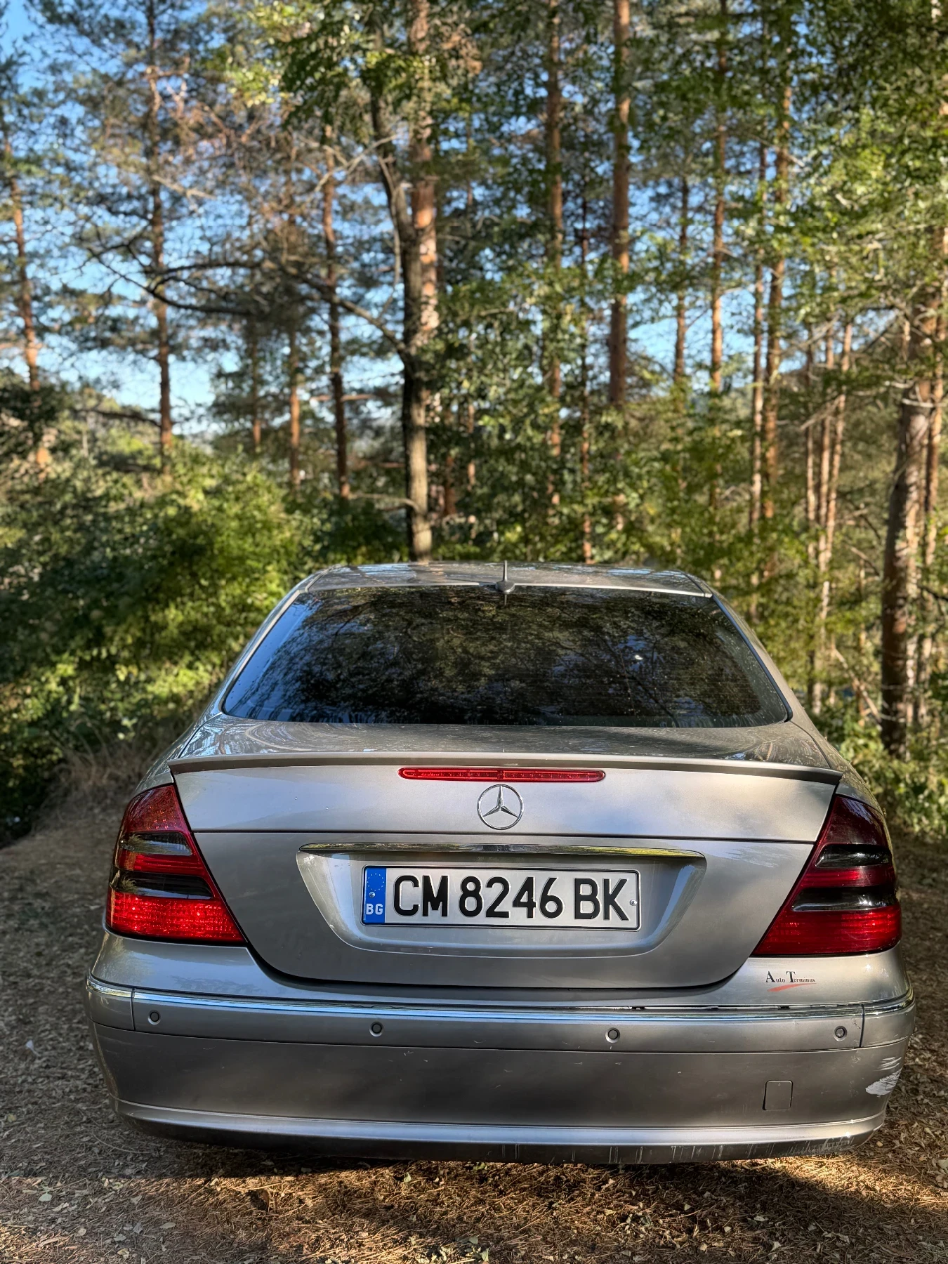Mercedes-Benz E 220, снимка 7 - Автомобили и джипове - 56355475