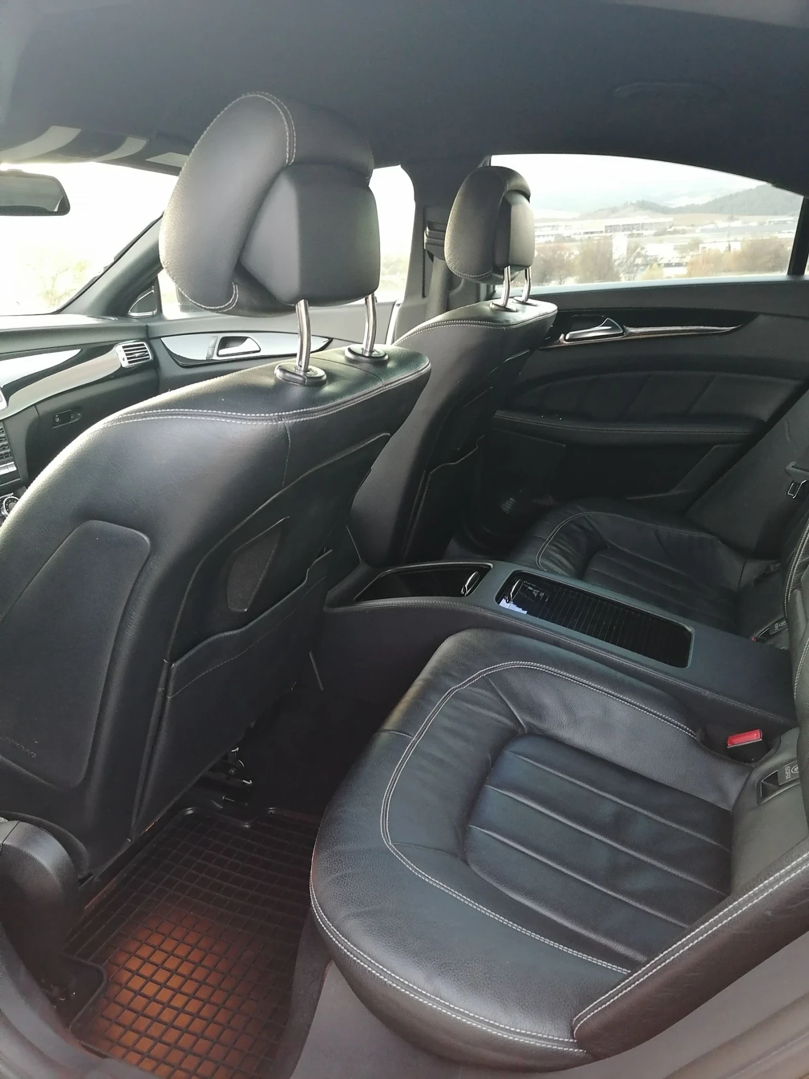 Mercedes-Benz CLS 350 AMG/4matic/Keyless/ILS | Mobile.bg � ����������� 10