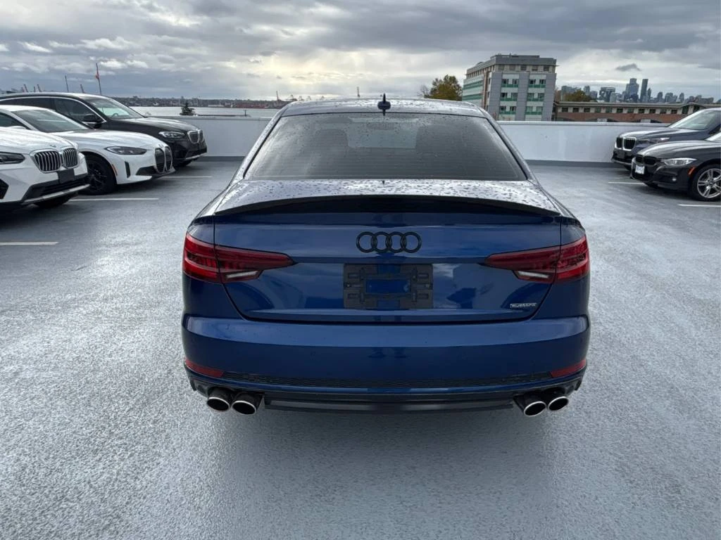 Audi A4 Progressiv * CARFAX* ОПЦИЯ ЗА ФИНАНСИРАНЕ* , снимка 5 - Автомобили и джипове - 56728972