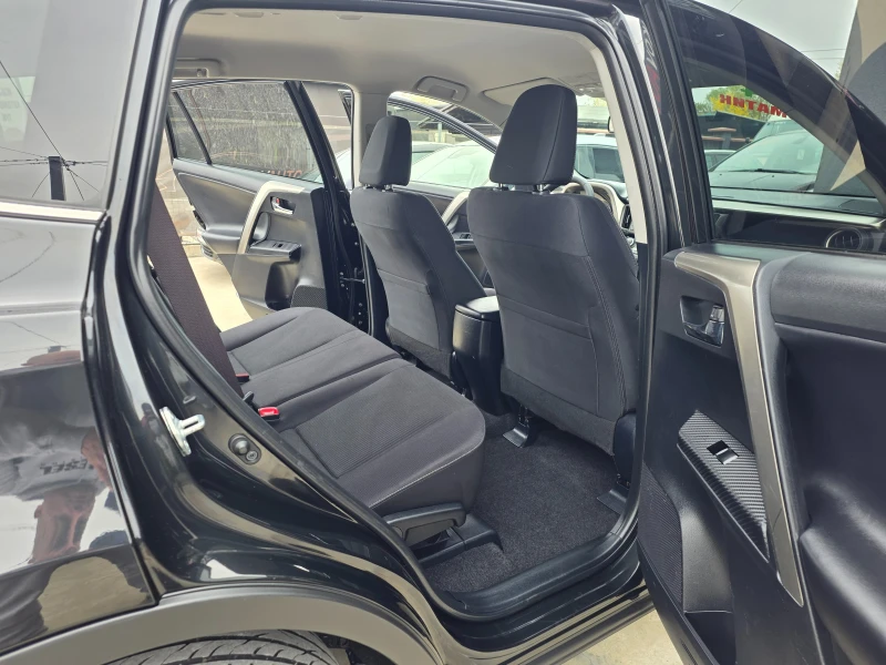 Toyota Rav4 2.0I-151к.с EURO 5b 4Х4-АВТОМАТИК-ШВЕЙЦАРИЯ, снимка 14 - Автомобили и джипове - 52092174