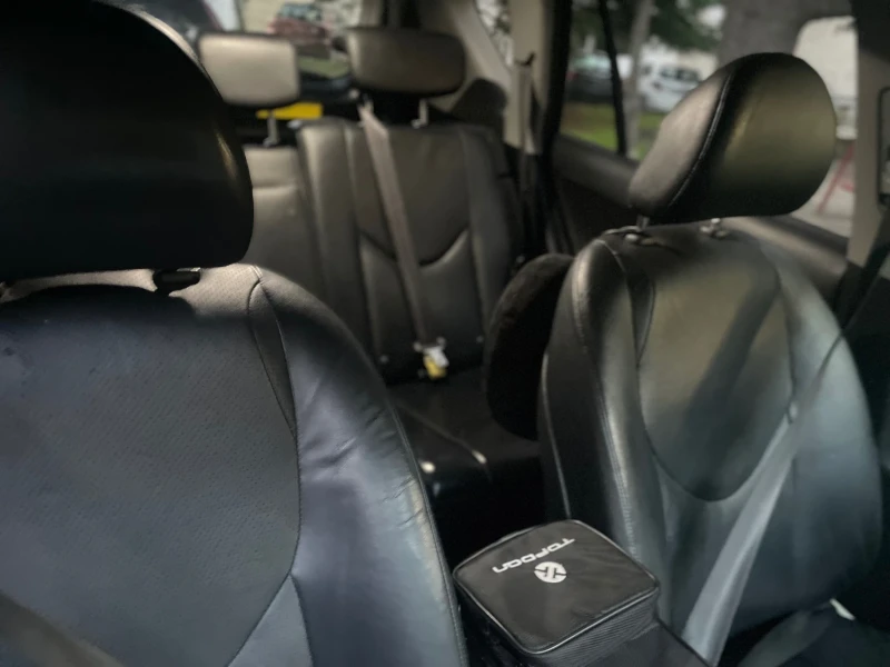 Toyota Rav4, снимка 6 - Автомобили и джипове - 52477566