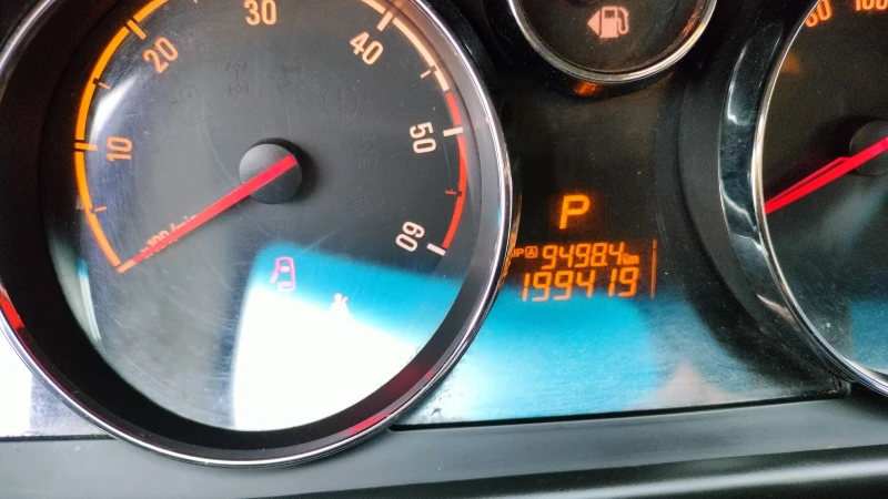 Opel Antara, снимка 5 - Автомобили и джипове - 52663838