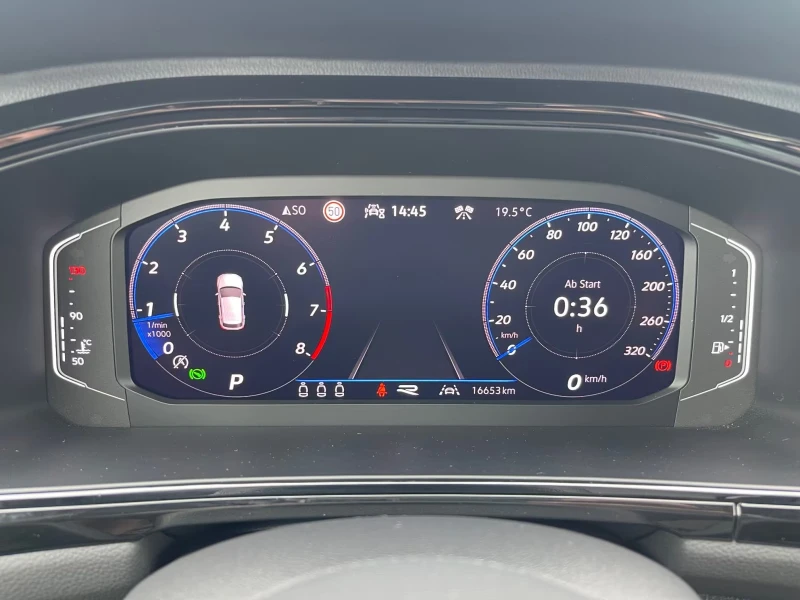 VW T-Roc R/4MOTION/300HP/DSG/PANO/IQ.LIGHT/CAM/ACC/957f, снимка 10 - Автомобили и джипове - 52695855