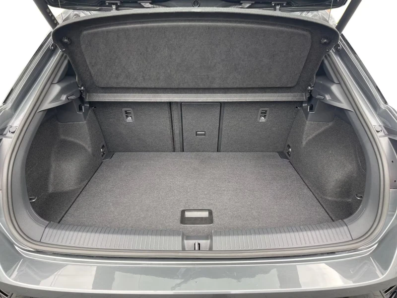 VW T-Roc R/4MOTION/300HP/DSG/PANO/IQ.LIGHT/CAM/ACC/957f, снимка 6 - Автомобили и джипове - 52695855