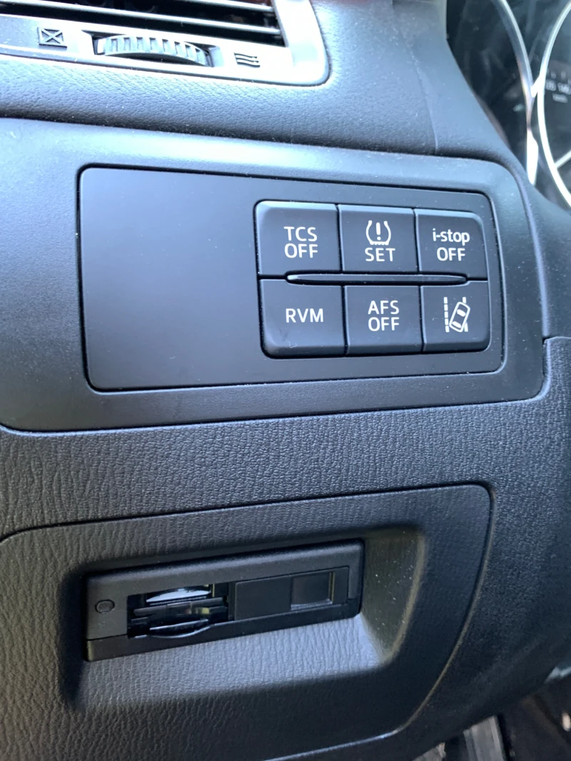 Mazda CX-5 2.2D* Sports-Line* 4WD* КОЖА* ГЕРМАНИЯ* РЕАЛНИ КМ., снимка 15 - Автомобили и джипове - 52722634