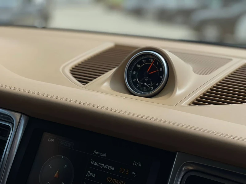 Porsche Macan, снимка 15 - Автомобили и джипове - 52841746
