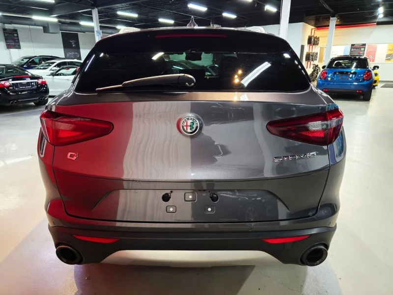 Alfa Romeo Stelvio 2018 Alfa Romeo Stelvio AWD, снимка 4 - Автомобили и джипове - 53071168