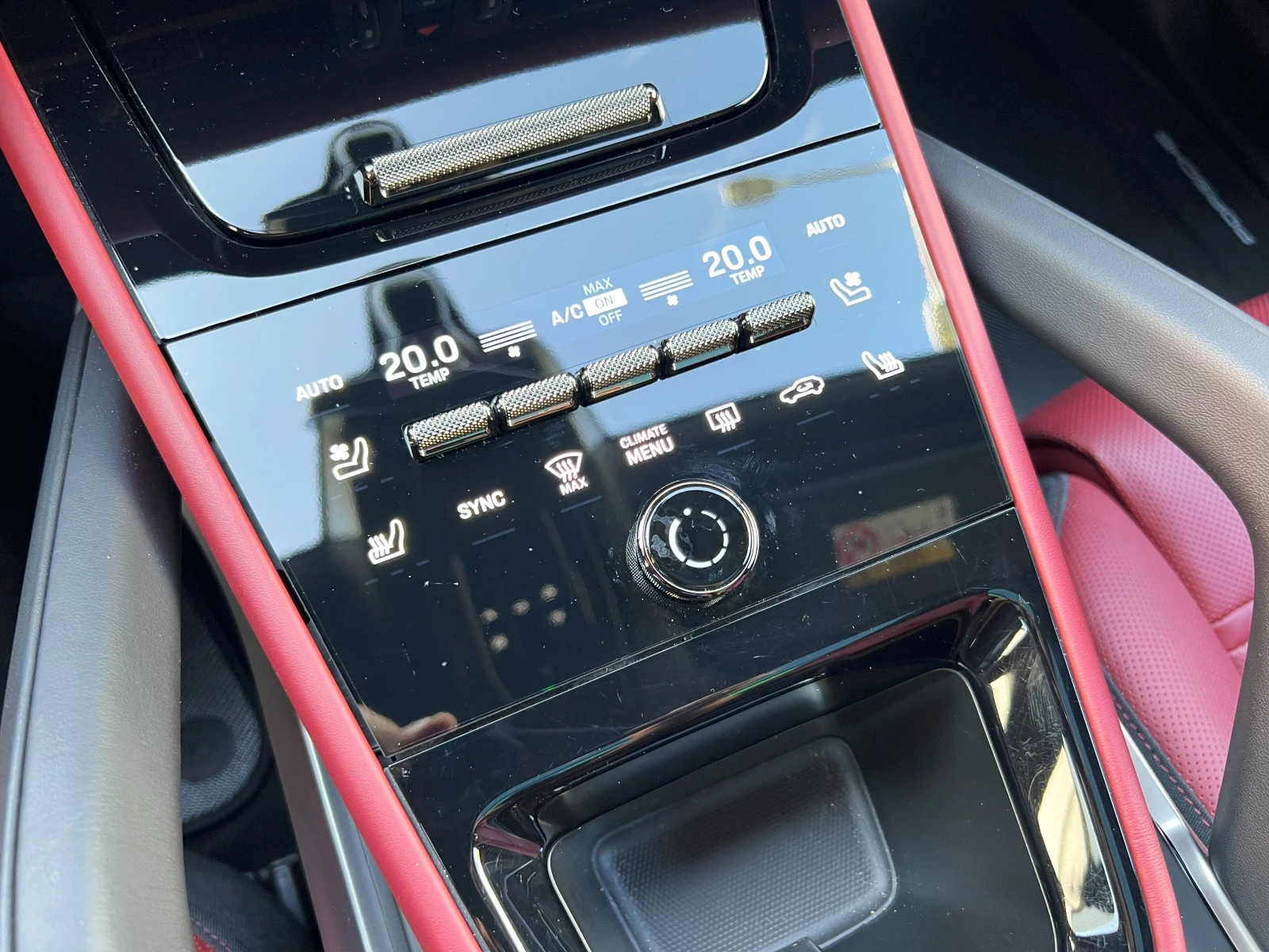 Porsche Cayenne TURBO E-HYBRID/CERAMIC/CARBON DESIGN/BURM/HUD/PANO | Mobile.bg   12