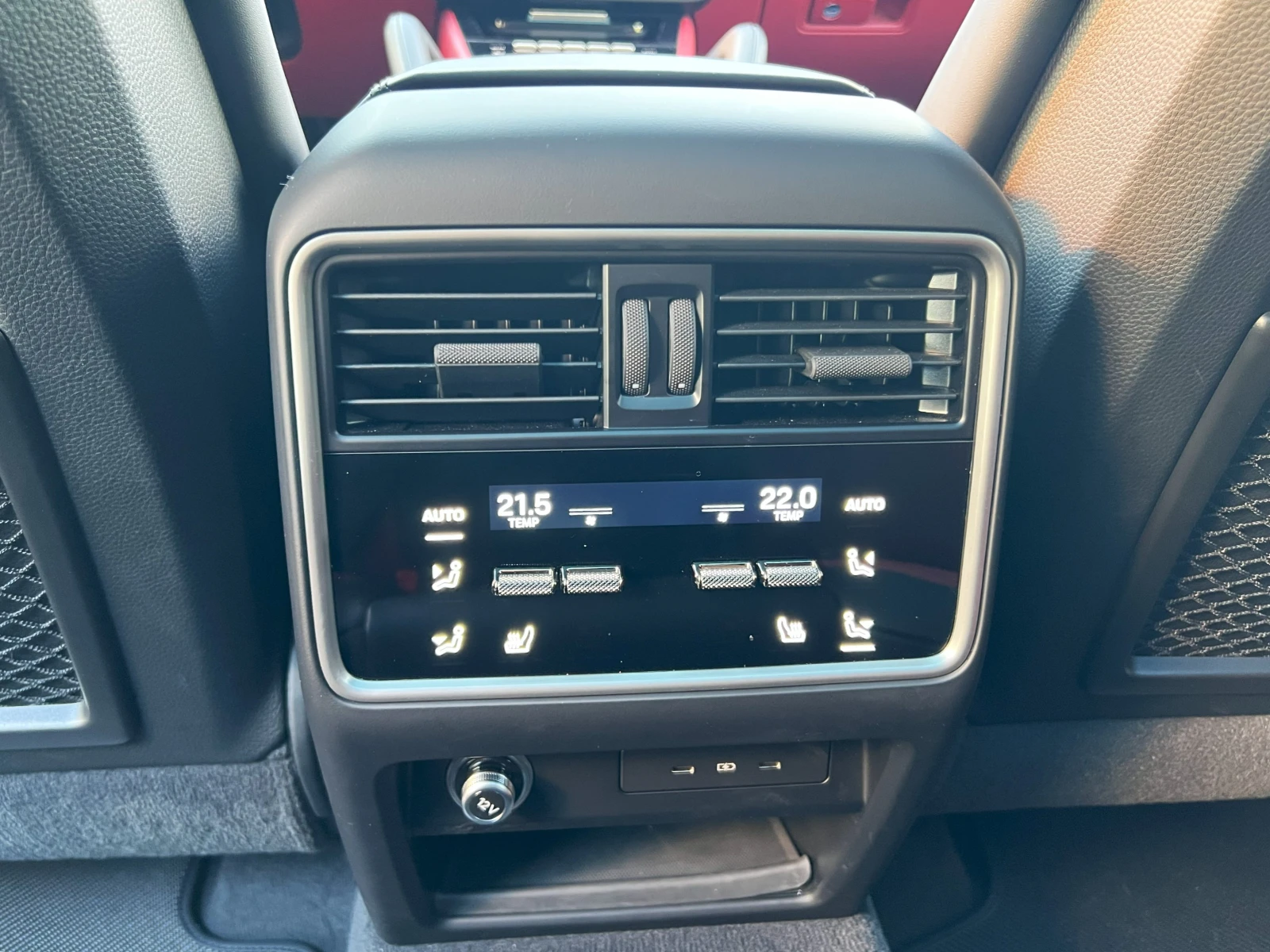 Porsche Cayenne TURBO E-HYBRID/CERAMIC/CARBON DESIGN/BURM/HUD/PANO | Mobile.bg   15