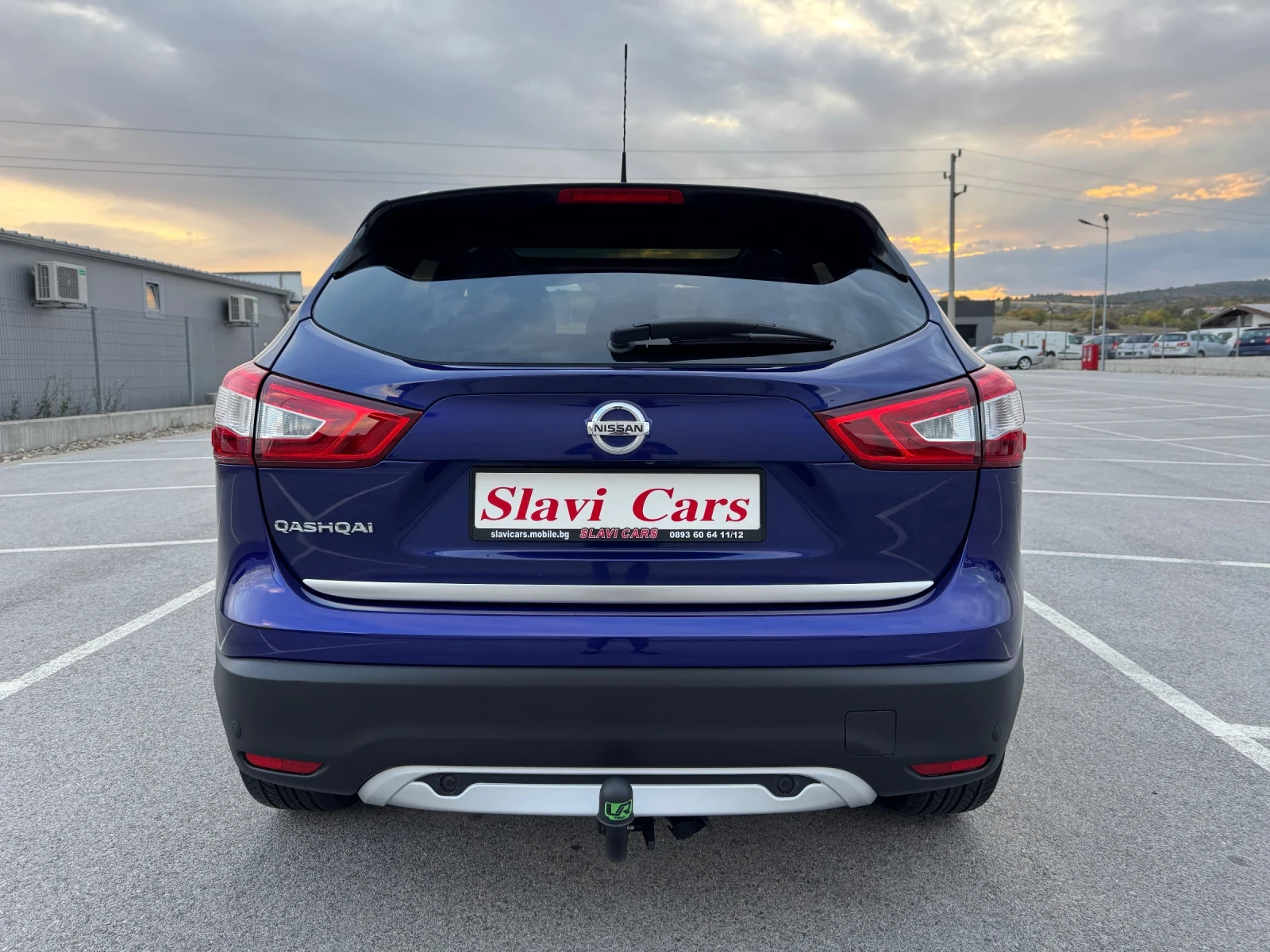 Nissan Qashqai 1.2 i - KEYLESS/ 360/ PANORAMA/ HEAT/ 86.000 km - изображение 5