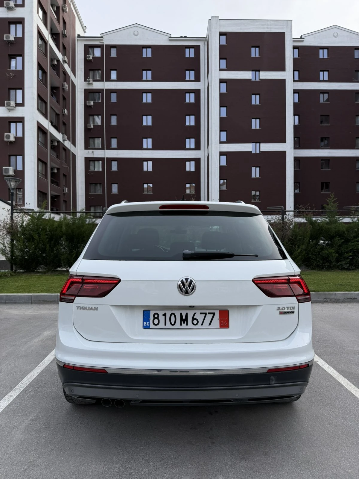 VW Tiguan 2.0 TDI 4Motion, снимка 6 - Автомобили и джипове - 53946699