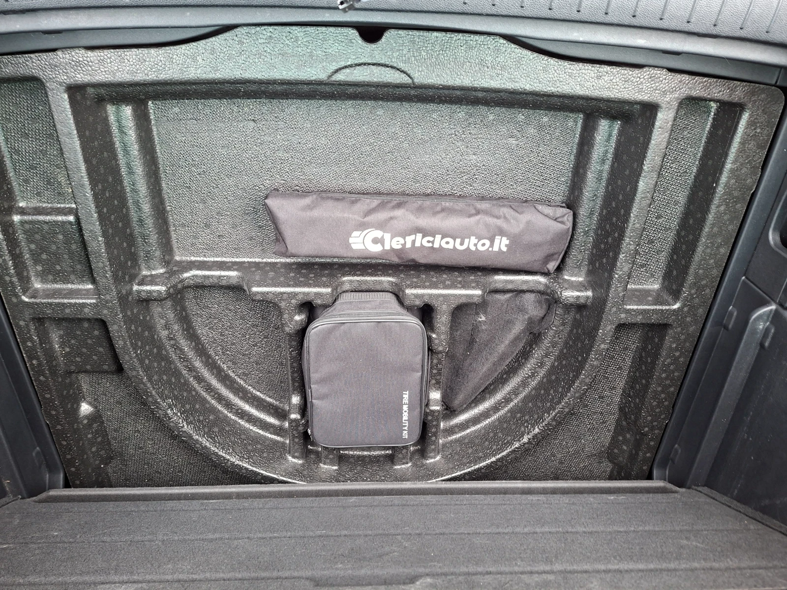 Kia Sportage 1, 6 i GDI, снимка 16 - Автомобили и джипове - 53953607