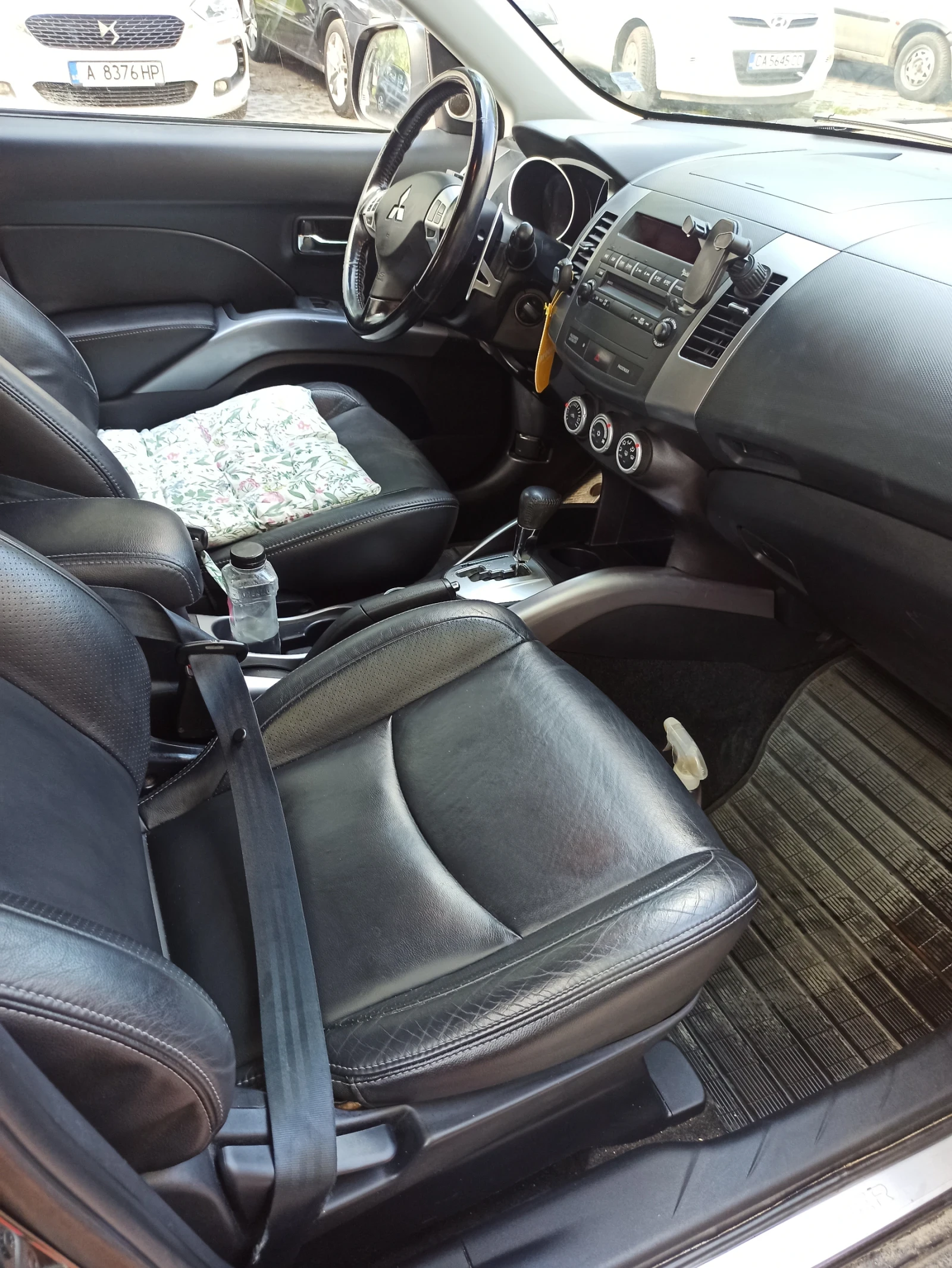 Mitsubishi Outlander 2.4 Flex 4WD, снимка 10 - Автомобили и джипове - 54351822